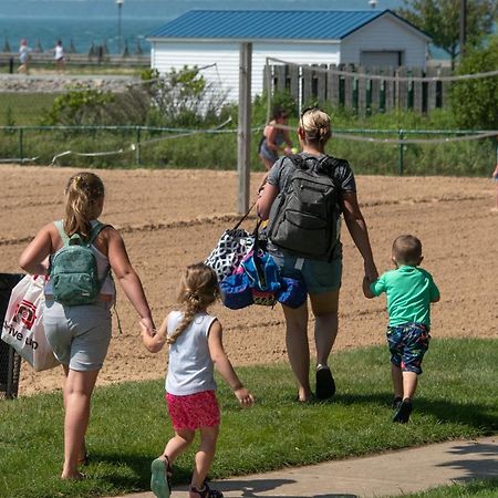 Tawas Bay Beach Resort & Conference Center East Tawas Esterno foto