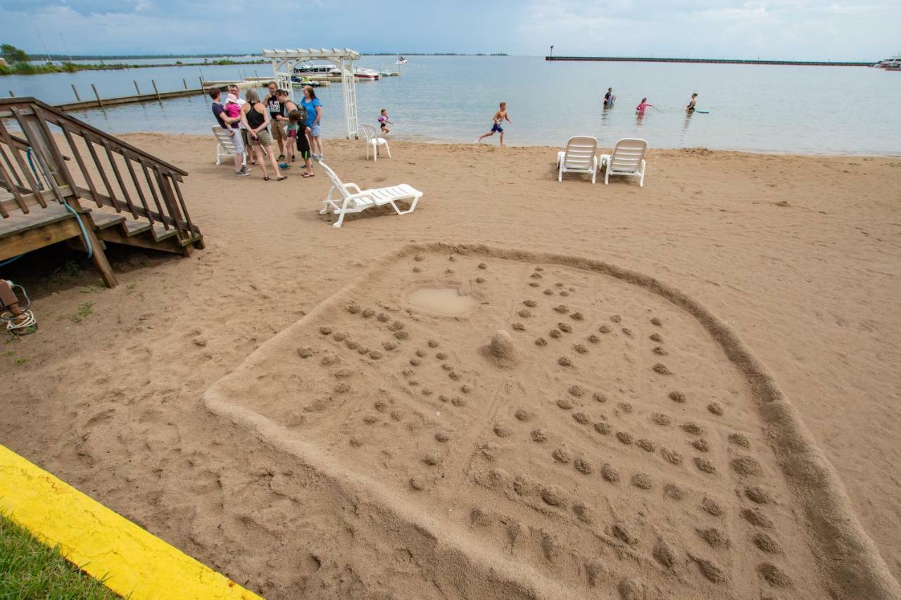 Tawas Bay Beach Resort & Conference Center East Tawas Esterno foto